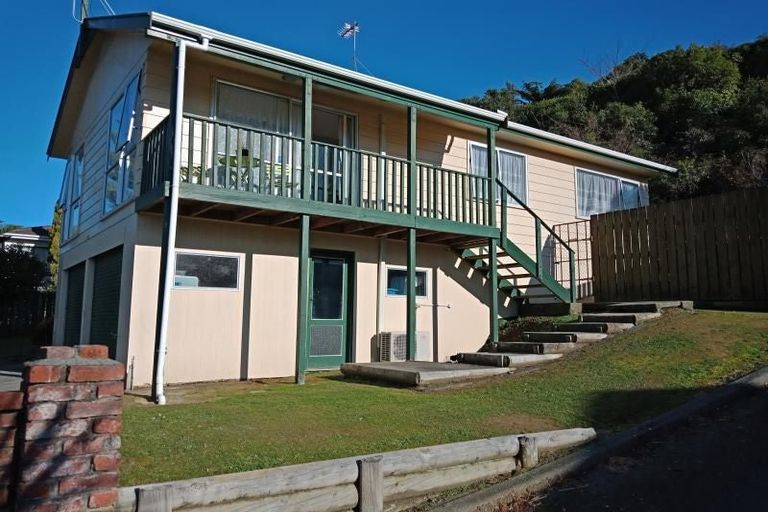 Photo of property in 255 Major Drive, Kelson, Lower Hutt, 5010