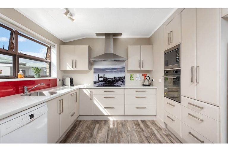 Photo of property in 532a Fraser Street, Greerton, Tauranga, 3112