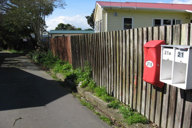 Photo of property in 21b Russell Street, Waterloo, Lower Hutt, 5011