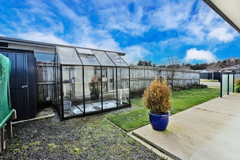 Photo of property in 45 Northside Drive, Waikiwi, Invercargill, 9810