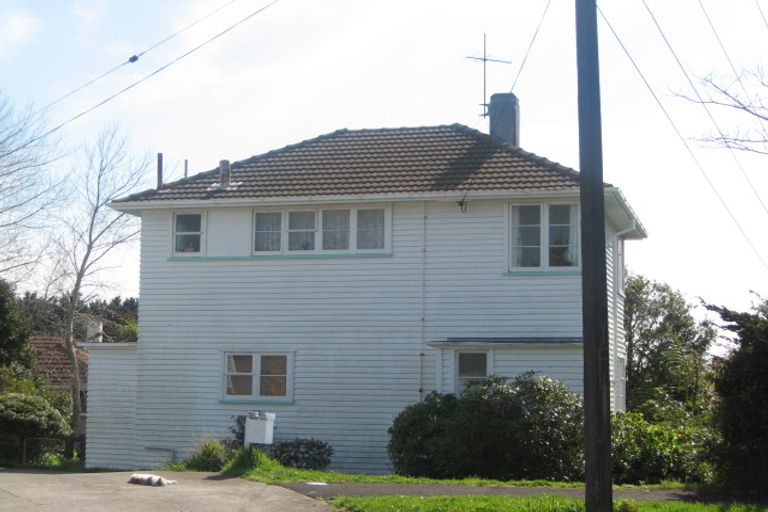 Photo of property in 10 Tothill Street, Frankleigh Park, New Plymouth, 4310