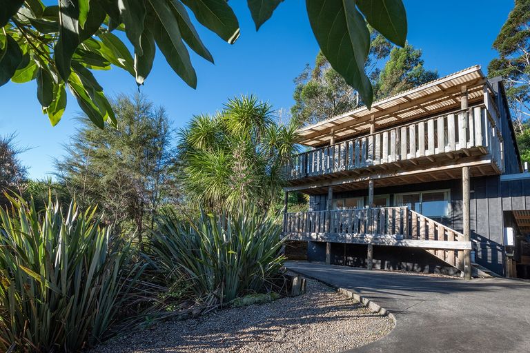 Photo of property in 9 Greenview Heights, Kerikeri, 0230