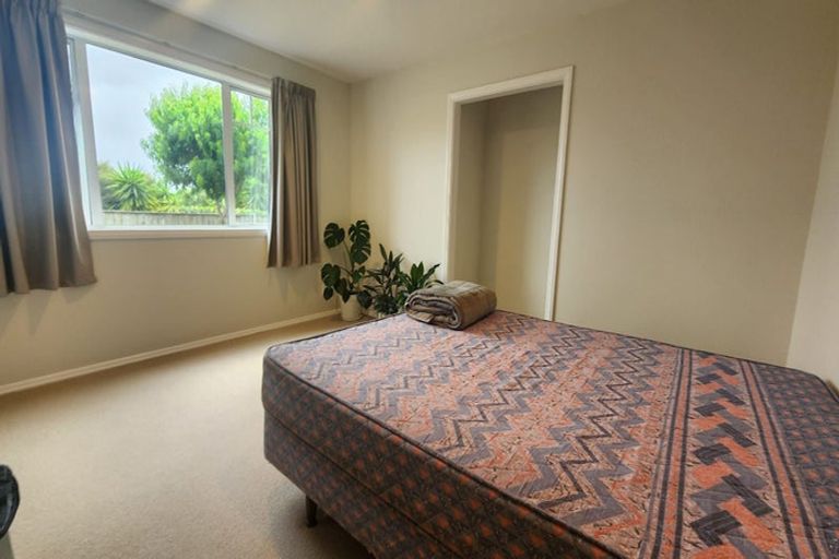 Photo of property in 6 Cosgrove Rise, Riverstone Terraces, Upper Hutt, 5018