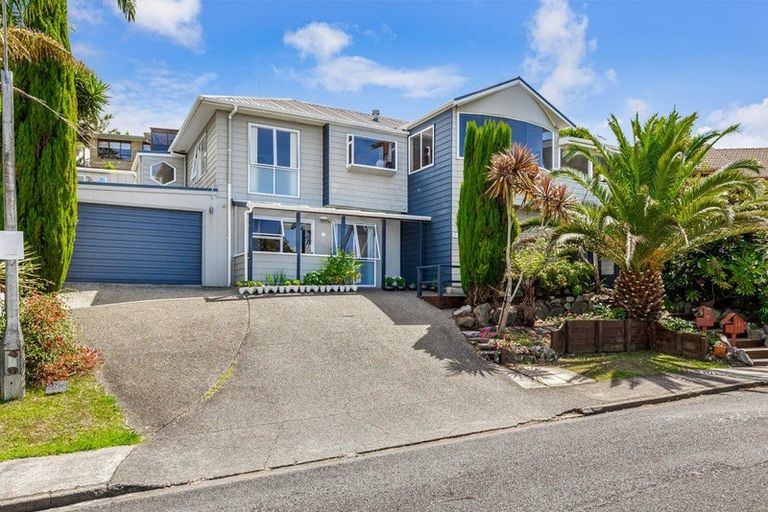 Photo of property in 17 Da Vinci Place, West Harbour, Auckland, 0618