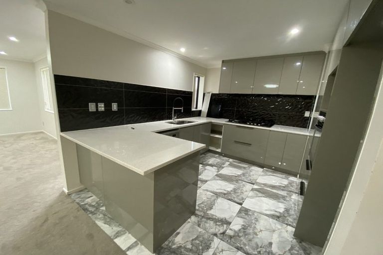 Photo of property in 10b Cambridge Road, Manurewa, Auckland, 2102