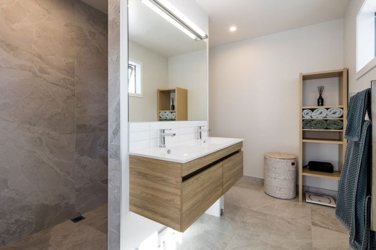 Photo of property in 27c Isobel Hodgson Drive, Cambridge, 3434