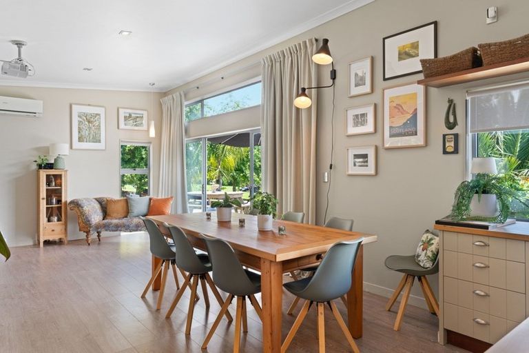 Photo of property in 381 Tara Road, Mangawhai, 0573