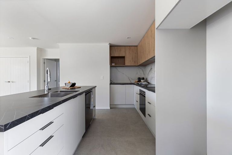 Photo of property in 33 Tyne Street, Roslyn, Palmerston North, 4414