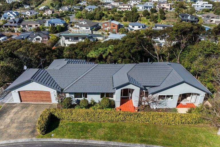 Photo of property in 4 Petrel Lane, Whitby, Porirua, 5024