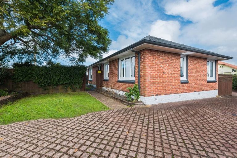 Photo of property in 638 Te Atatu Road, Te Atatu Peninsula, Auckland, 0610