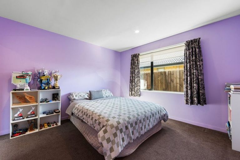 Photo of property in 32 East Ellington Drive, Mairehau, Christchurch, 8052