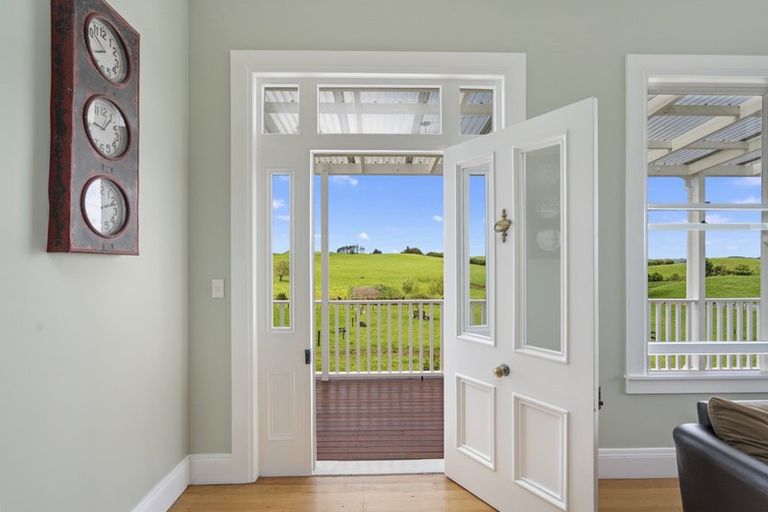 Photo of property in 79 Lincoln Road East, Everett Park, Inglewood, 4389