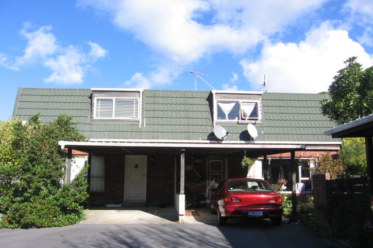 Photo of property in 85 Churton Drive, Churton Park, Wellington, 6037