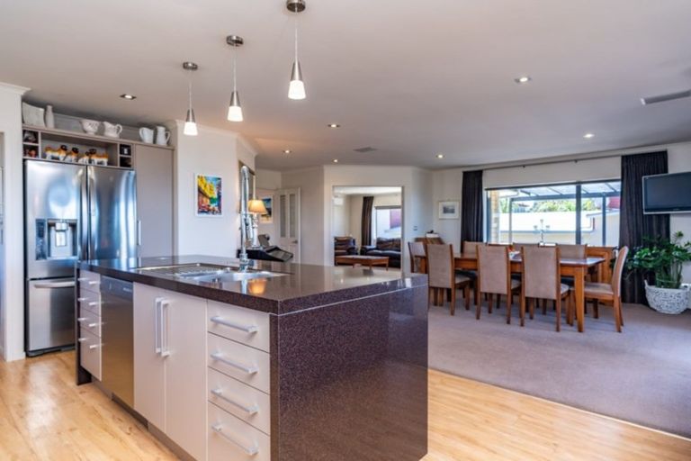 Photo of property in 28 Cheviot Street, Mangawhai Heads, Mangawhai, 0505