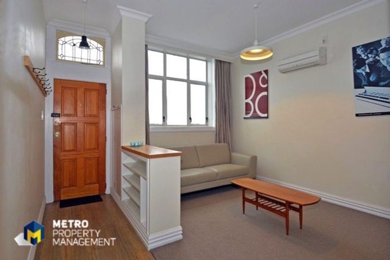 Photo of property in 61 Carroll Street, Dunedin Central, Dunedin, 9016