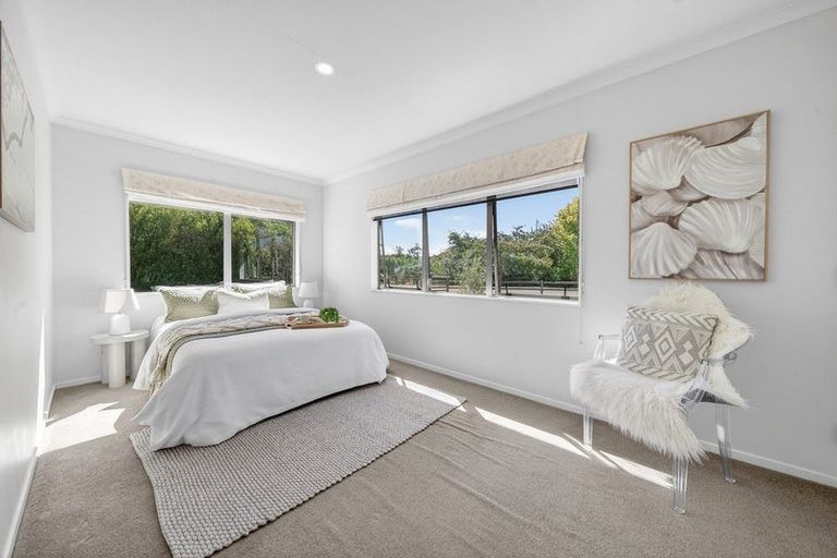 Photo of property in 8 Redwood Lane, Martinborough, 5711