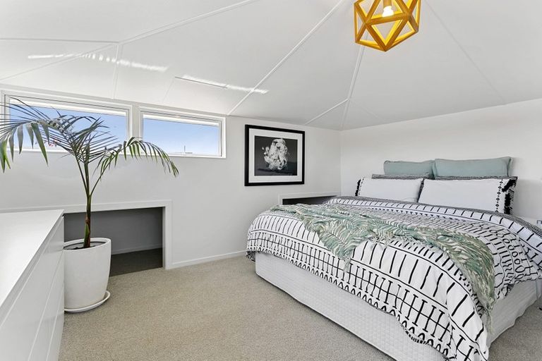 Photo of property in 25 Richmond Avenue, Richmond Heights, Taupo, 3330