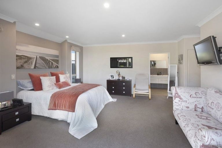 Photo of property in 16 Torrey Pines, Waimairi Beach, Christchurch, 8083