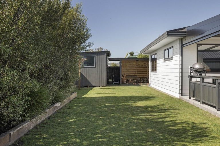 Photo of property in 61 Kane Road, Papamoa Beach, Papamoa, 3118