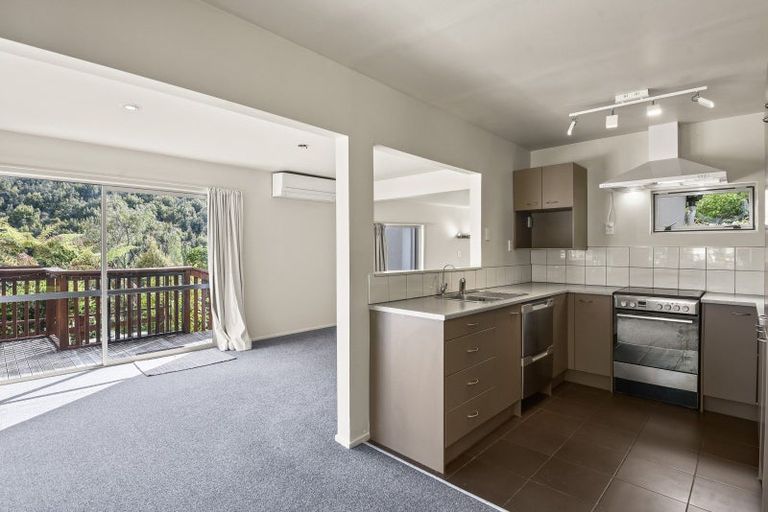 Photo of property in 43 Oxford Road, Lake Rotoma, Rotorua, 3074