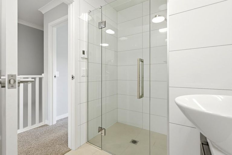 Photo of property in 56 Panorama Heights, Orewa, 0931