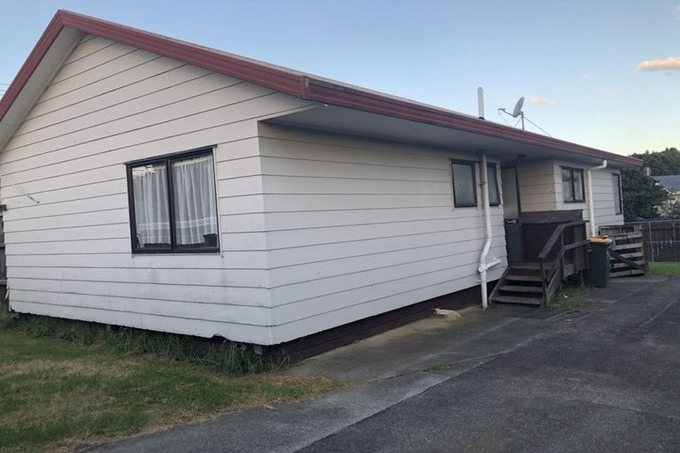 Photo of property in 8 Justamere Place, Weymouth, Auckland, 2103