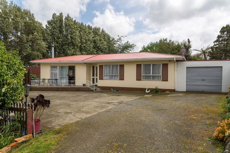 Photo of property in 8 Hartgill Crescent, Dannevirke, 4930
