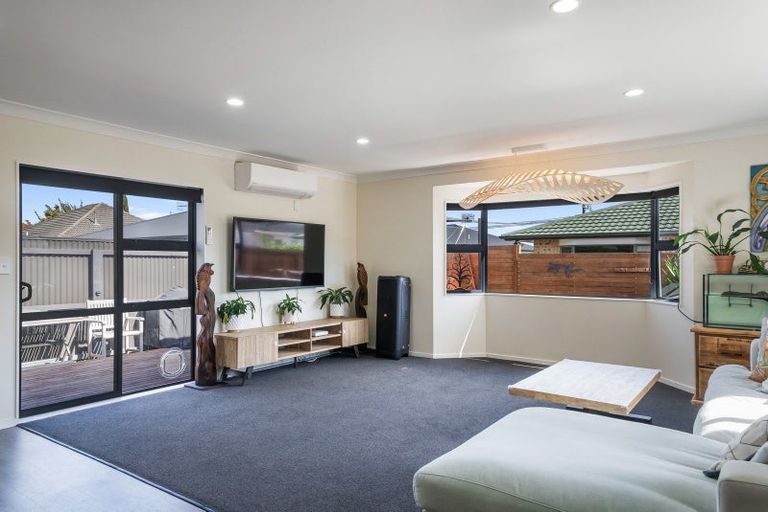 Photo of property in 130a Weraroa Road, Levin, 5510