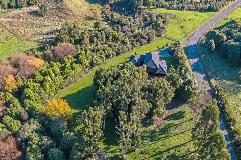 Photo of property in 99 Buick Crescent, Awapuni, Palmerston North, 4412