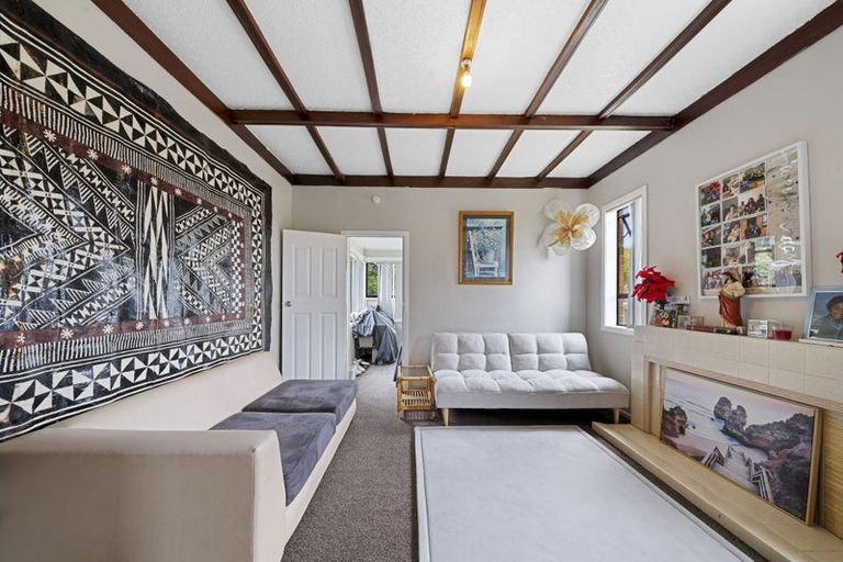 Photo of property in 1 Hamilton Road, Papatoetoe, Auckland, 2025