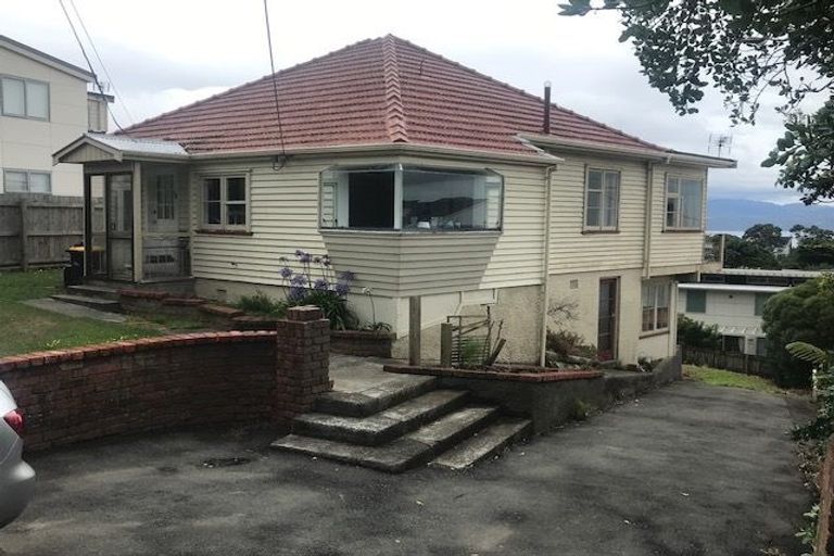 Photo of property in 34 Mandalay Terrace, Khandallah, Wellington, 6035