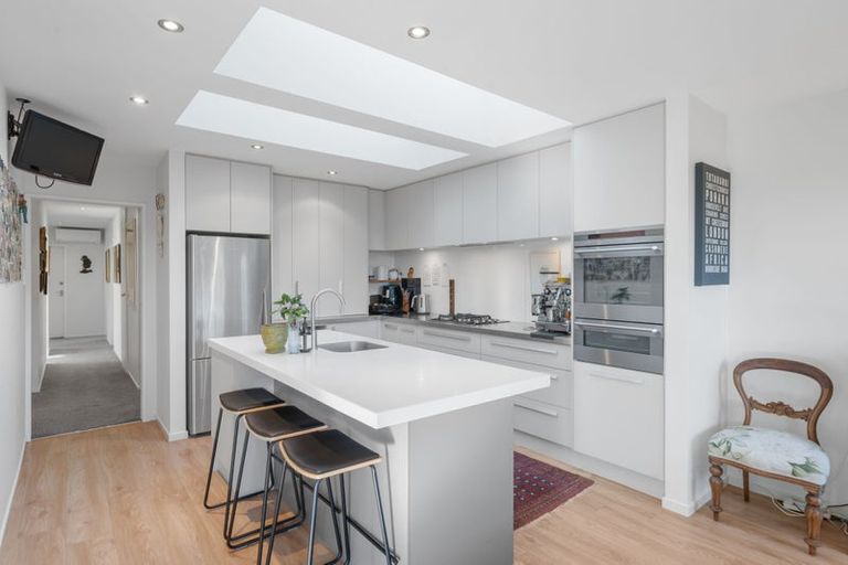 Photo of property in 83 Hawthornden Road, Avonhead, Christchurch, 8042