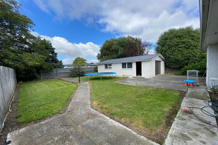 Photo of property in 32 Arthur Street, Upper Riccarton, Christchurch, 8041