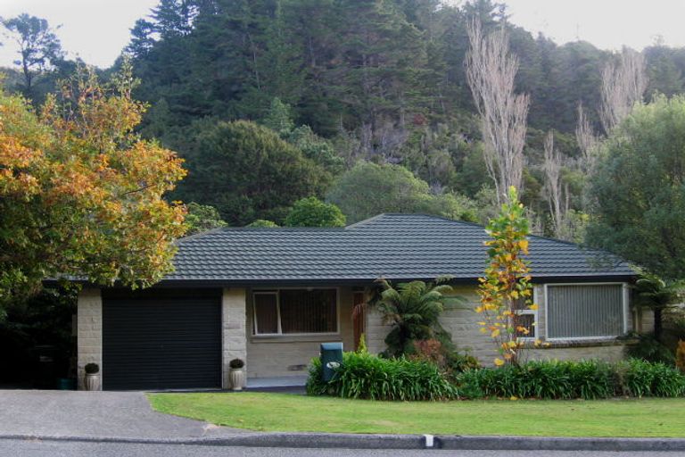 Photo of property in 2/508 Stokes Valley Road, Stokes Valley, Lower Hutt, 5019