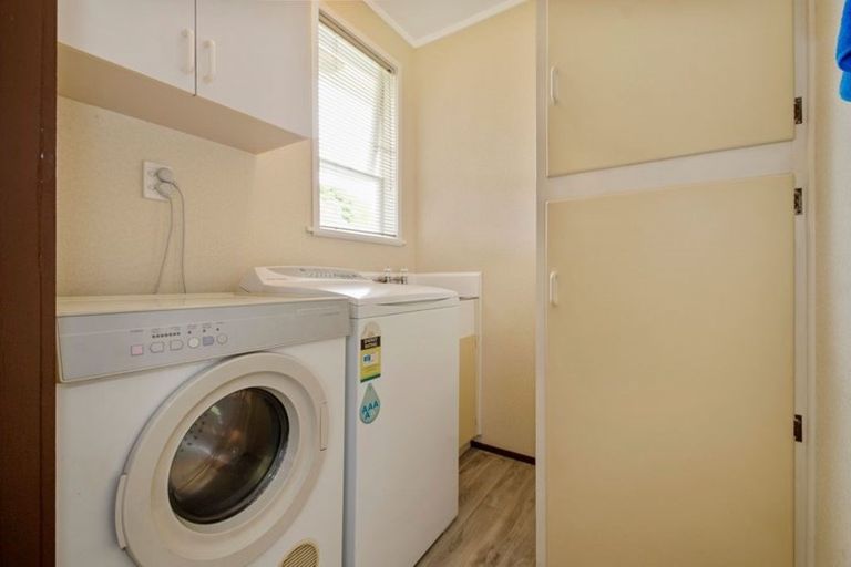 Photo of property in 9 Winiata Terrace, Papakura, 2110