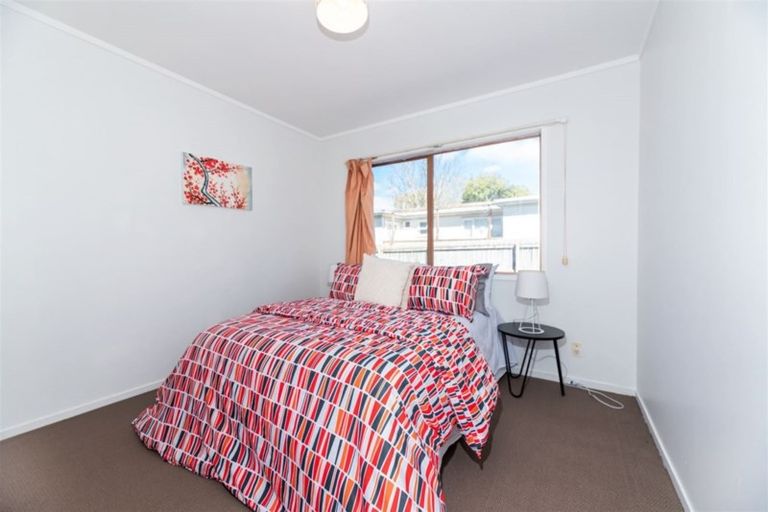 Photo of property in 1/159 Te Atatu Road, Te Atatu South, Auckland, 0610