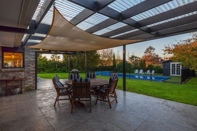 Photo of property in 1343 Kahikatea Flat Road, Kaukapakapa, 0871