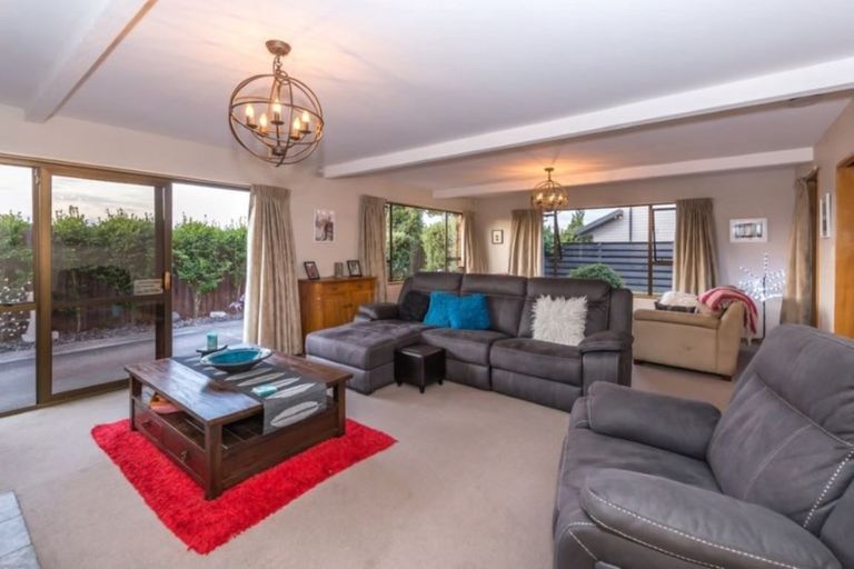 Photo of property in 36 Sefton Street, Belfast, Christchurch, 8051