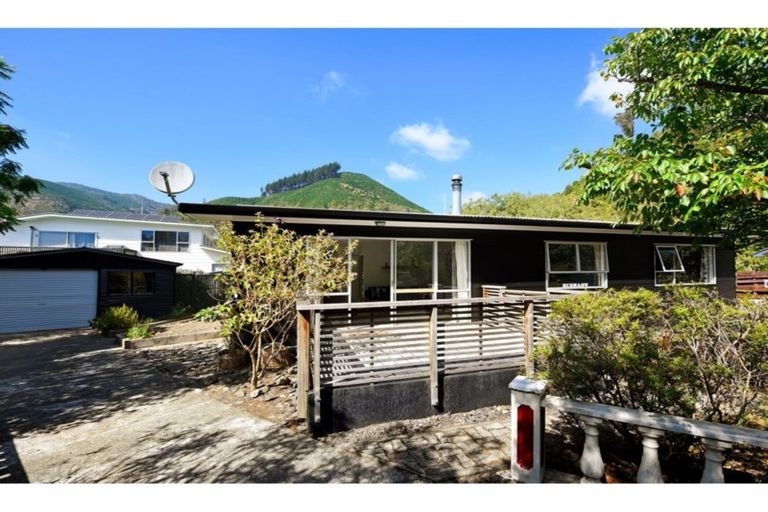 Photo of property in 9 Burn Place, The Brook, Nelson, 7010