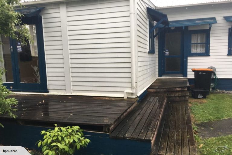 Photo of property in 227 Ferguson Street, Palmerston North, 4410