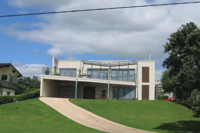 Photo of property in 24 Shaw Road, Waihi Beach, 3611