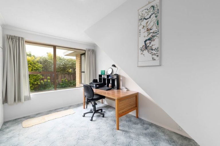 Photo of property in 9 Fenmere Place, Burwood, Christchurch, 8083