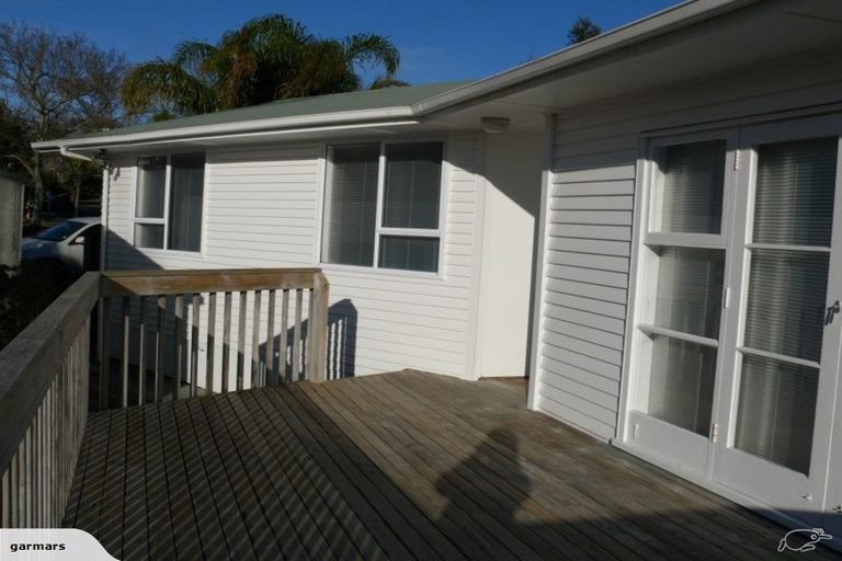 Photo of property in 20 Edgar Pearce Place, Howick, Auckland, 2014