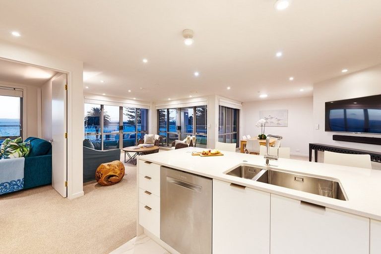 Photo of property in Anchorage Apartments, 401/36 Victoria Road, Mount Maunganui, 3116