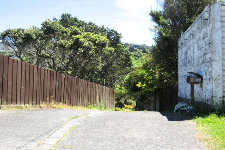 Photo of property in 41 Mandalay Terrace, Khandallah, Wellington, 6035