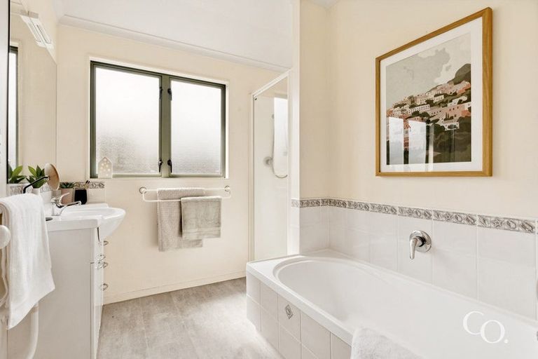 Photo of property in 16 Chaytor Street, Te Puke, 3119