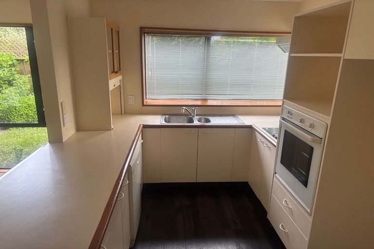 Photo of property in 9 Clyde Road, Upper Riccarton, Christchurch, 8041