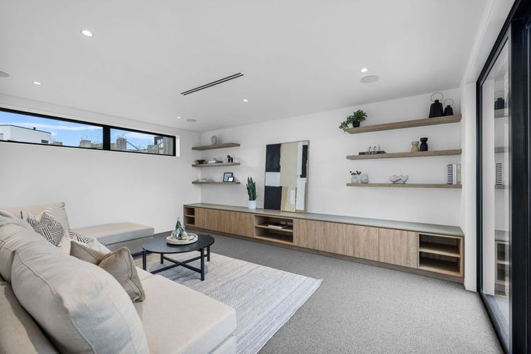 Photo of property in 5 Loader Lane, Clifton, Christchurch, 8081