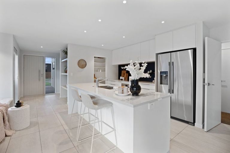 Photo of property in 63 Awatira Drive, Papamoa Beach, Papamoa, 3118