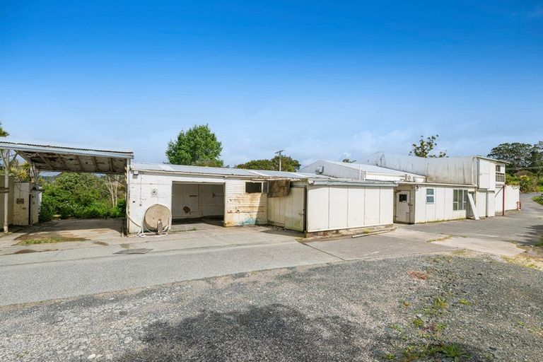 Photo of property in 51 Goodall Road, Snells Beach, 0920